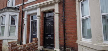 7 bedroom terraced house