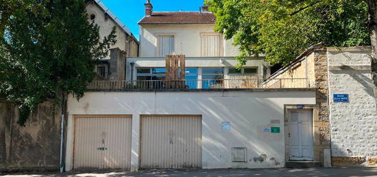 Maison 5 pièces 111 m²