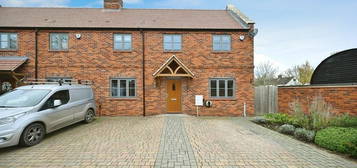 3 bedroom semi-detached house