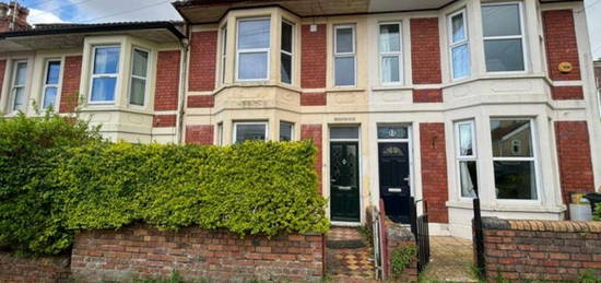 4 bedroom terraced house