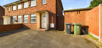 3 bed semi-detached house for sale