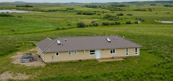 22047 E Range Road 281, Cardston County, AB T0K 1N0