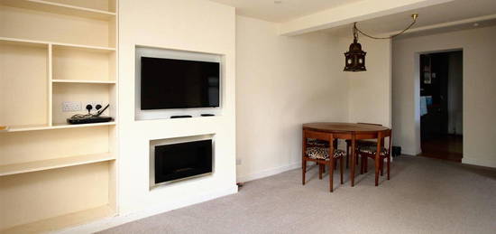 Property to rent in Albert Road, Burnham-On-Crouch CM0