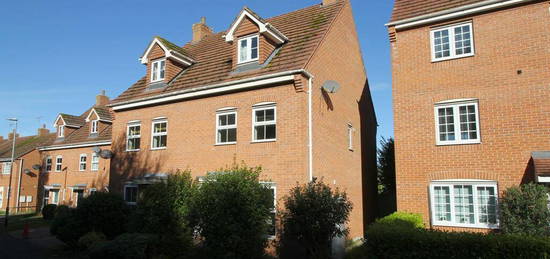 3 bedroom detached house