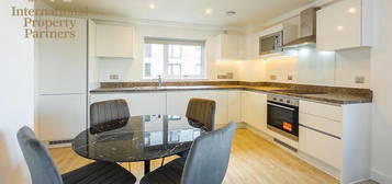 2 bed flat to rent