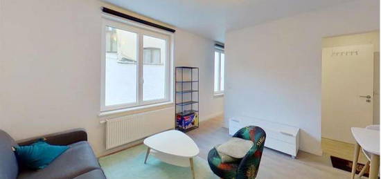 Studio  à vendre, 1 pièce, 24 m², Étage 2/–