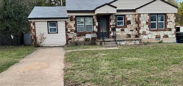 2109 SE Mickey Rd, Del City, OK 73115