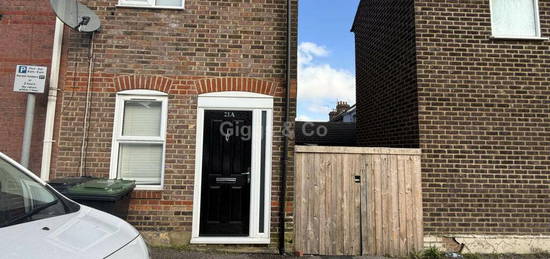 2 bedroom terraced house