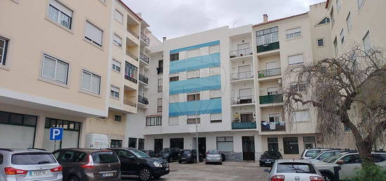 Apartamento T2 à venda em Azambuja