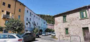 Abitazione in viale Del Castello