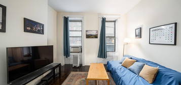 935 Park Ave Apt 4S, Hoboken, NJ 07030