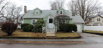 214 Riverside Dr, Dedham, MA 02026