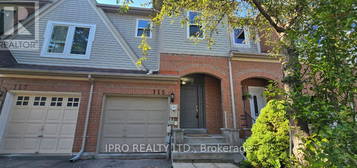 115 MUGFORD ROAD, Aurora (Bayview Wellington), Ontario 
