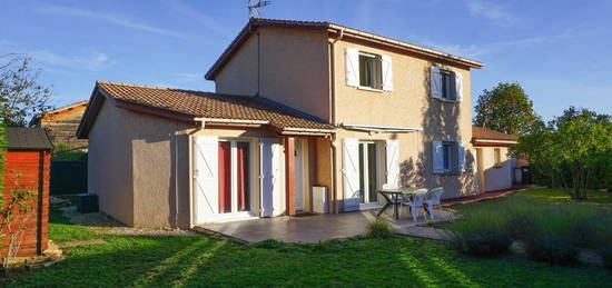 Maison  à vendre, 6 pièces, 4 chambres, 122 m²