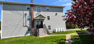 22 Waterview Hts N #105, Charlottetown, PE C1A 9J8