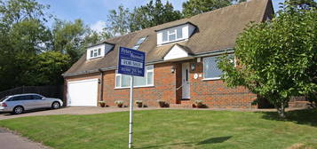 4 bed detached house to rent