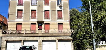 Dpt Allier (03), à vendre MONTLUCON appartement T3en rez de jardin  , cave et parking