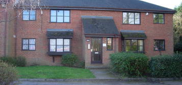 Flat to rent in Cranbrook, Woburn Sands MK17