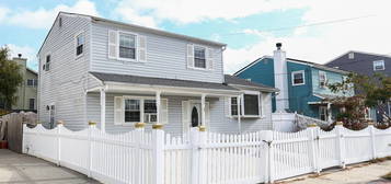 715 Sterling Pl, Brigantine, NJ 08203