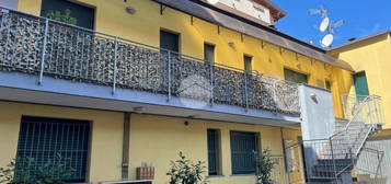 CASA SEMINDIPENDENTE A LISSONE