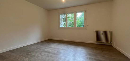 Location appartement 4 pièces 72 m²