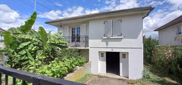 Maison 1 étage  à louer, 4 pièces, 2 chambres, 95 m²