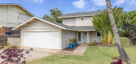 2682 Puu Hoolai St, Kihei, HI 96753