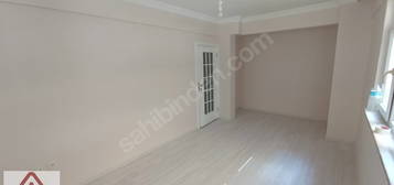 HÜRRİYET MAHALLESİNDE 2+1 90M2 SATILIK DAİRE METROBÜSE 12 DAKİKA