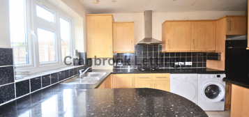 4 bedroom terraced house