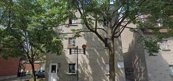 3181, Rue De Rouville, apt. A
Montréal (Mercier/Hochelaga-Maisonneuve)