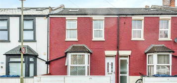 4 bedroom terraced house for sale