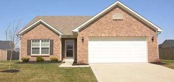 5632 W Stoneview Trl, McCordsville, IN 46055