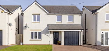 4 bed detached house for sale