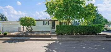 4900 Chi Ct SE, Albany, OR 97322