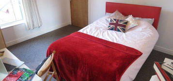 6 bed shared accommodation to rent