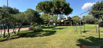 Villa in vendita in  basaldella