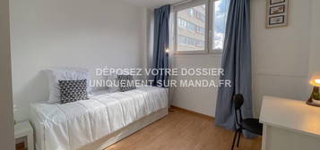 Location appartement 6 pièces 9 m²