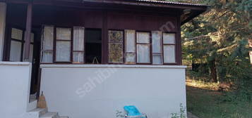 MERSİN ÇAMLIYAYLA'DA 852 M2 İÇERİSİNDE 2+1 SATILIK YAYLA EVİ