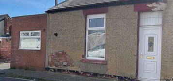 Bungalow to rent in Fuller Road, Sunderland SR2