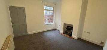 2 bedroom terraced house