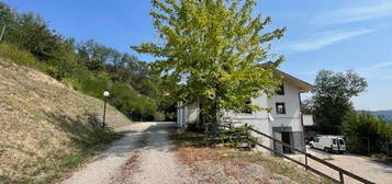 Villa in vendita in contrada Appignano s.n.c