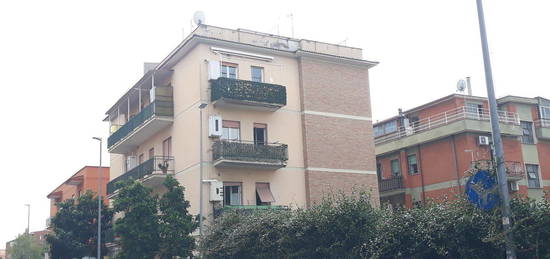 Trilocale in vendita in via Felice Bisleri, 50