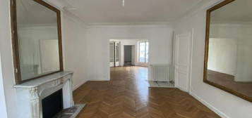 Appartement à louer Paris