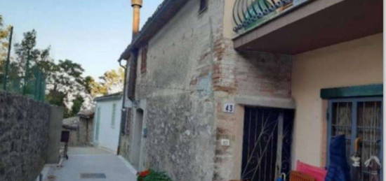 Quadrilocale all'asta in strada Senza Nome