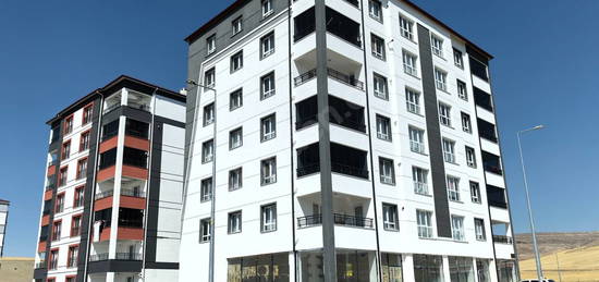 TUZLUGÖL MAHALLESİNDE ARAKAT KİRALIK 3.5+1 DAİRE