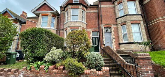 6 bedroom terraced house