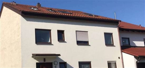 Freundliche 3-Zimmer-Wohnung mit Einbauküche in Kirchheim