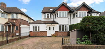 4 bed semi-detached house for sale