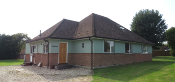 4 bedroom detached bungalow