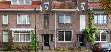 van Swietenstraat 26